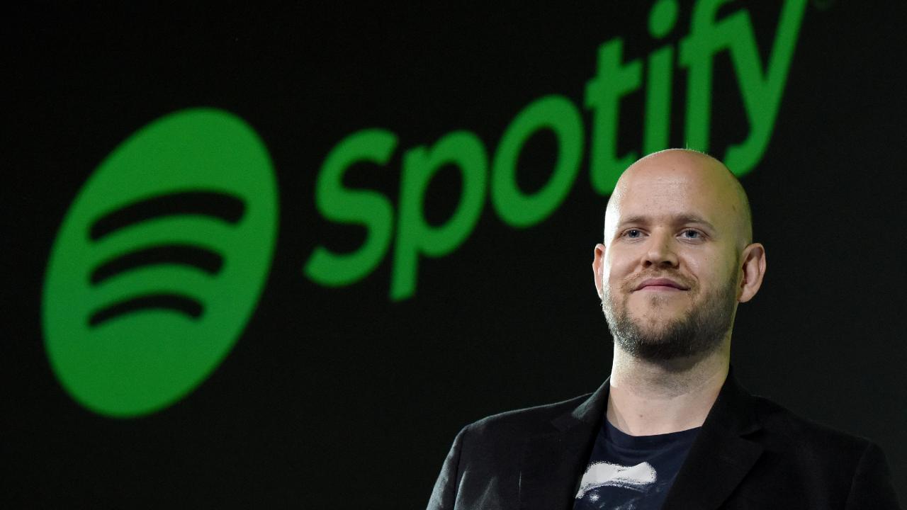 Streaming-Gigant Spotify macht ersten Gewinn