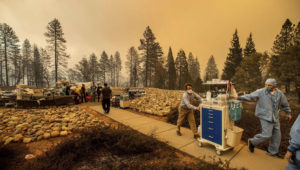 Behörden: Tote und Verletzte bei Waldbränden in Kalifornien