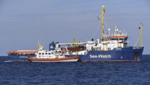 „Sea-Watch 3“ läuft in Hafen von Catania ein – mit 47 Geretteten an Bord