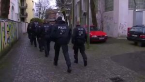 Frank Magnitz schwer verletzt: Polizei widerspricht AfD-Version des Angriffs