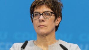 SPD-Politiker: Bei Rückzug von Angela Merkel „gäbe es sofort Neuwahlen“