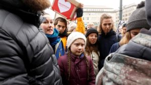 Greta Thunberg in Hamburg: Kanzlerin Merkel lobt Schülerprotest gegen Klimawandel