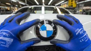 BMW zahlt Mitarbeitern über 9000 Euro Prämie