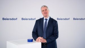 Beiersdorf-Boss bekam mehr als alle anderen