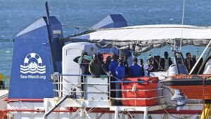 Rettungsschiff mit 64 Migranten: Italien sieht Berlin in der Pflicht