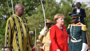 Suche nach Libyen-Lösung: Angela Merkel sichert Sahel-Ländern Hilfe zu