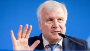 Horst Seehofer weist Vorwürfe zur Planung der Einheitsfeier zurück
